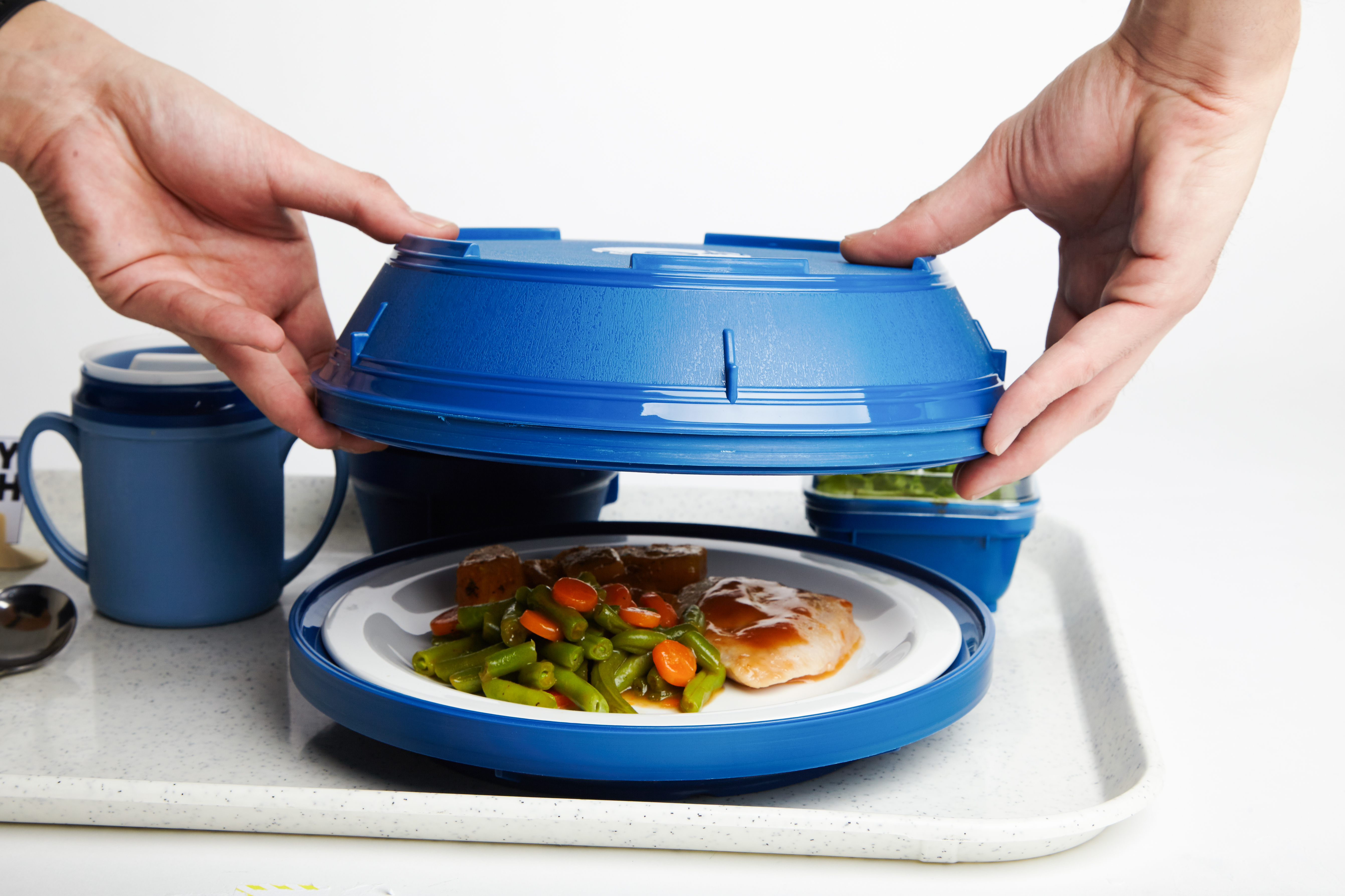 Insulated Plate Base 230mm - Blue - 38661 insulated plate cover blue group shot.jpg