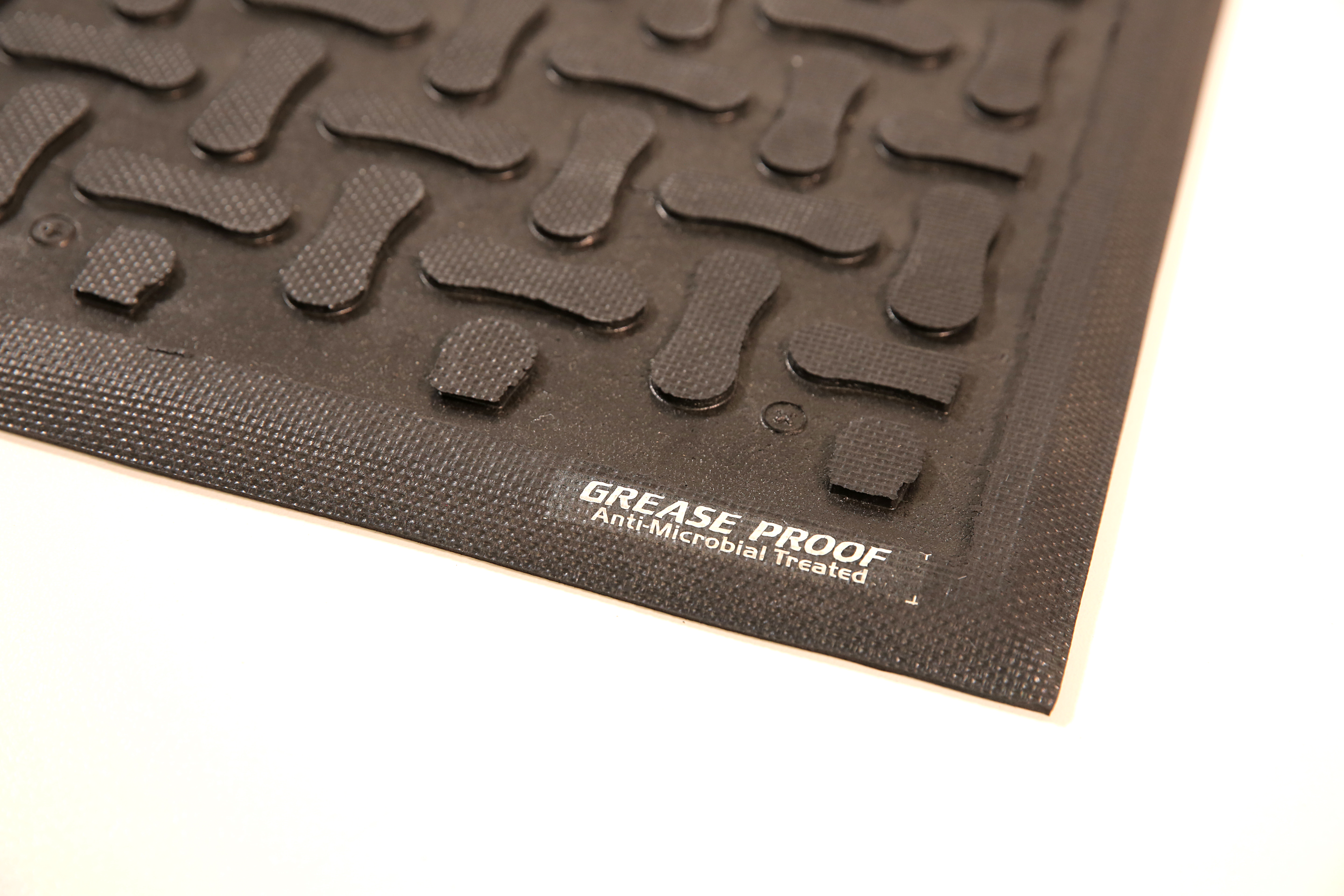 Comfort Scrape Anti Fatigue Mat - 840 x 1410mm - 68005 comfort clorner close.jpg