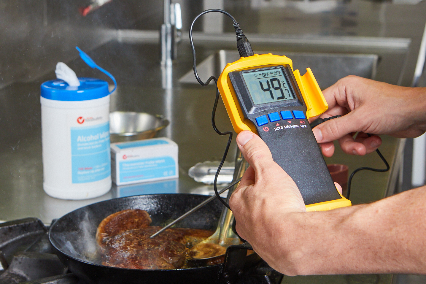 Hand Held Digital Thermometer - General image 42.jpg